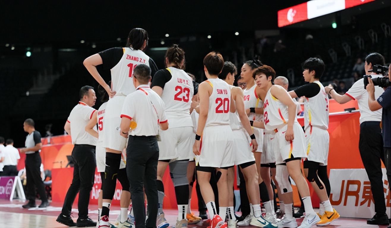 韩国女篮比“Too Small”嘲讽！韩媒：越过2.23米中国巨人时隔12年入决赛