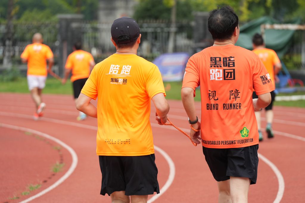 专业趣博服务